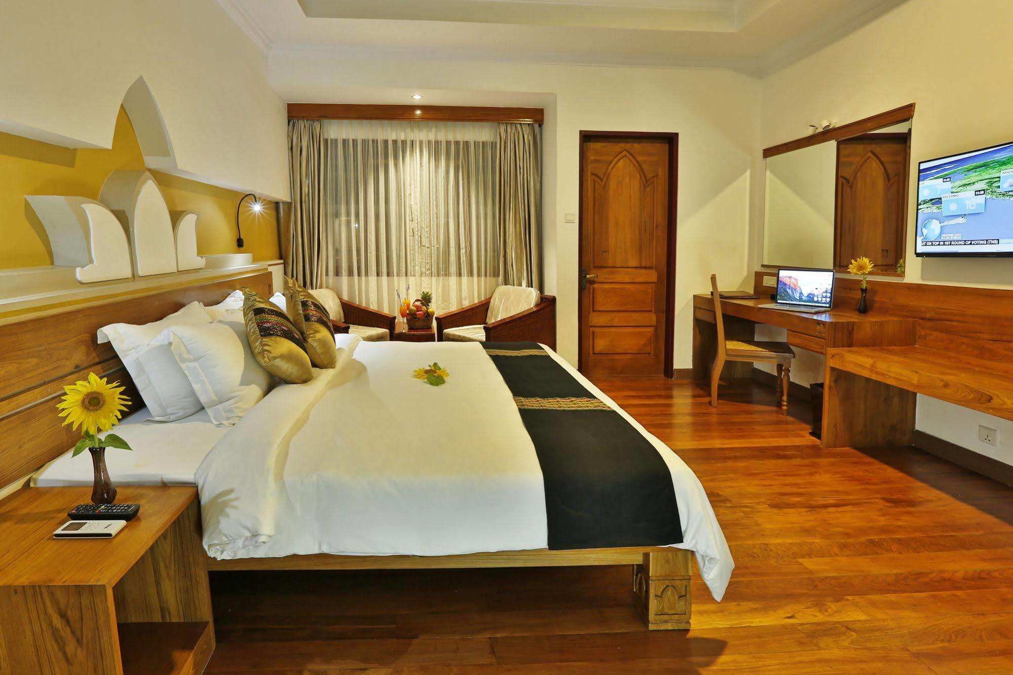 ניאונגשווה Ananta Inlay Resort מראה חיצוני תמונה